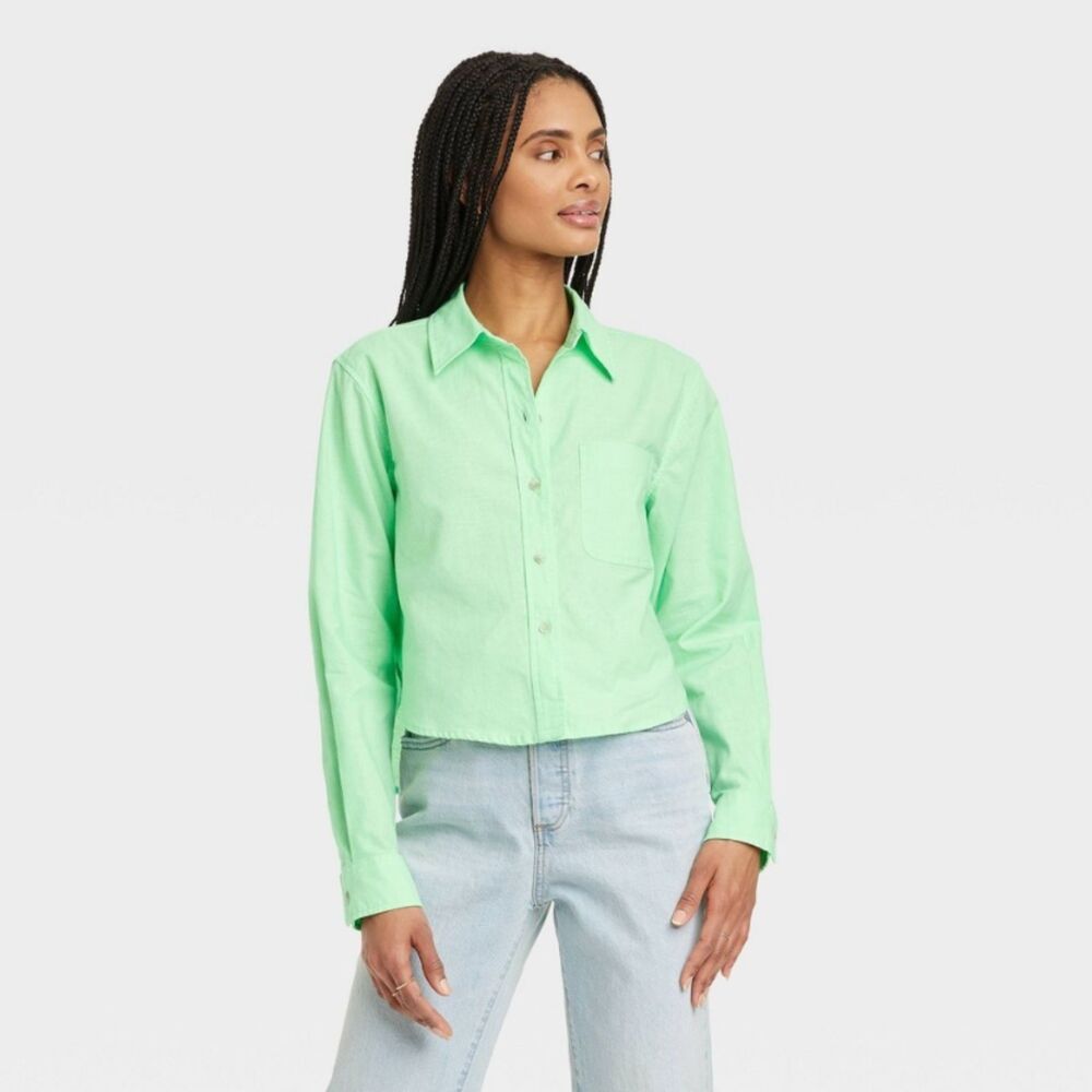 Women's Long Sleeve Collared Button-Down Shirt - Universal Thread Green L